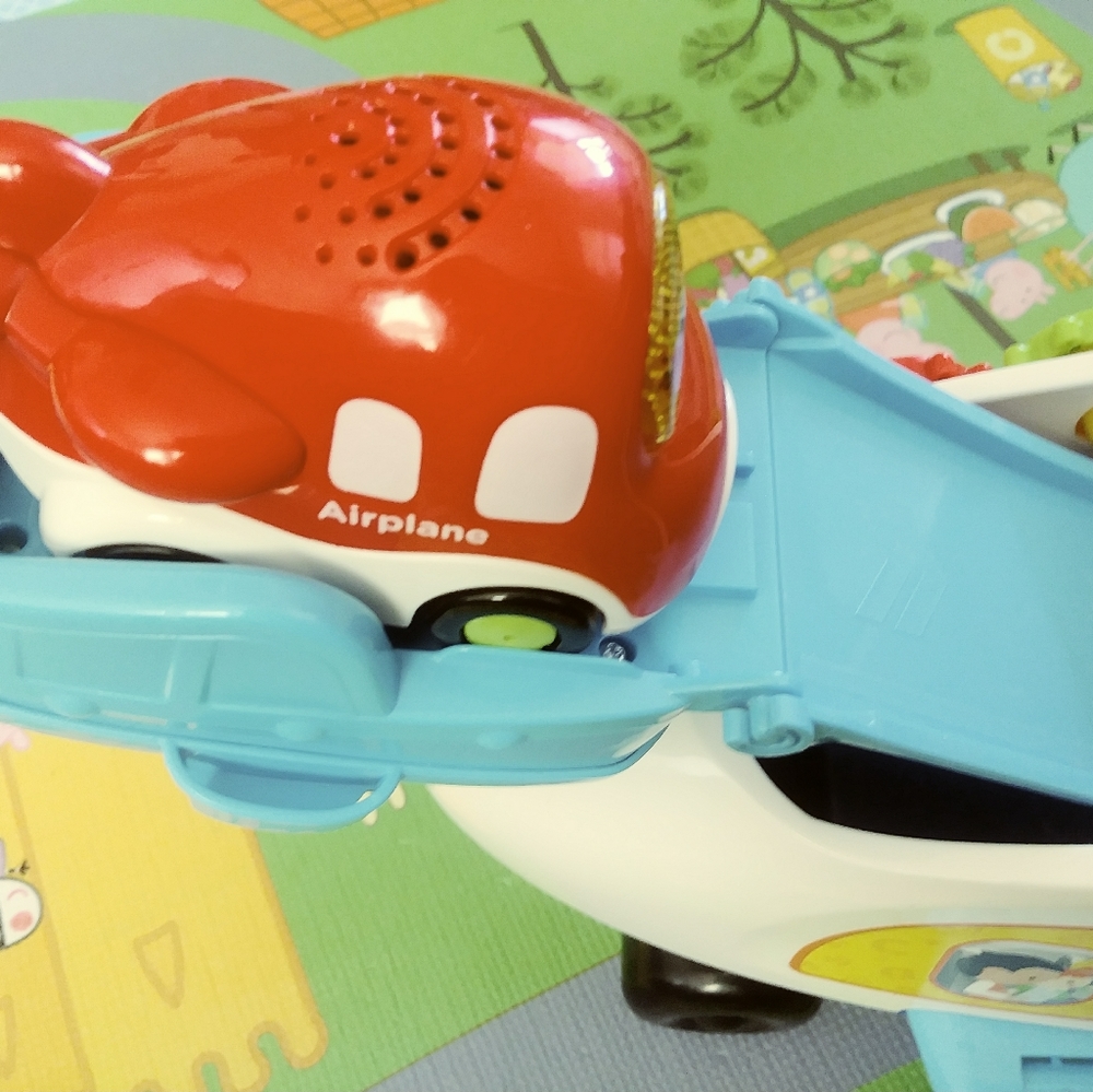 Vtech airplane